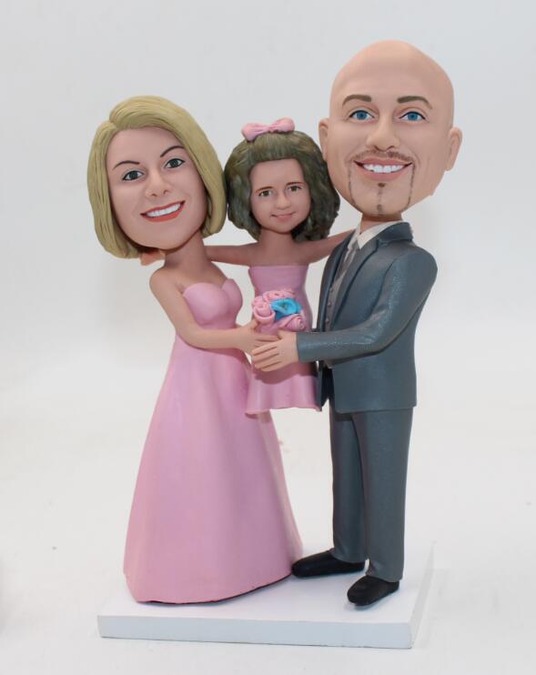 Wedding bobbleheads Cake topper with child - Click Image to Close