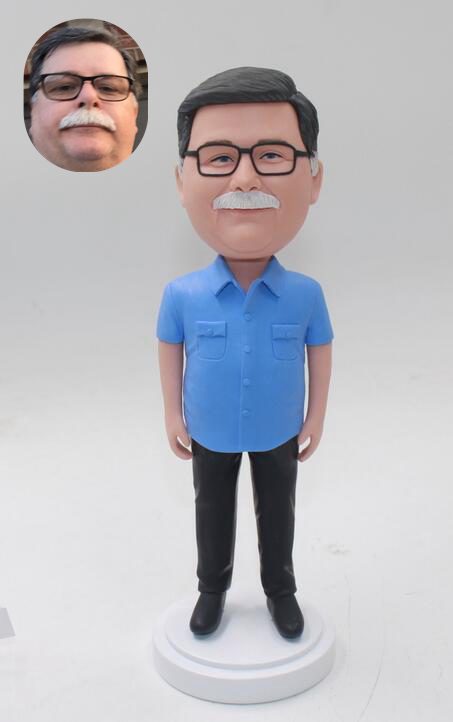 Custom bobblehead doll made from picture - Click Image to Close