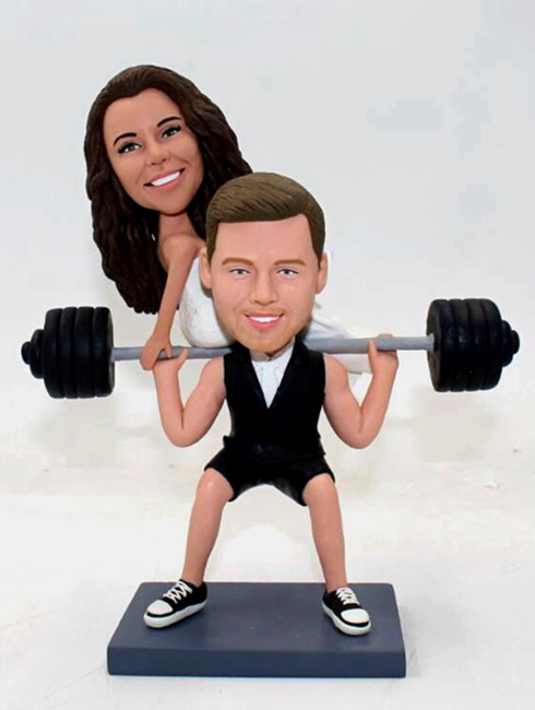 Groom lifting Bride cake toppers - Click Image to Close