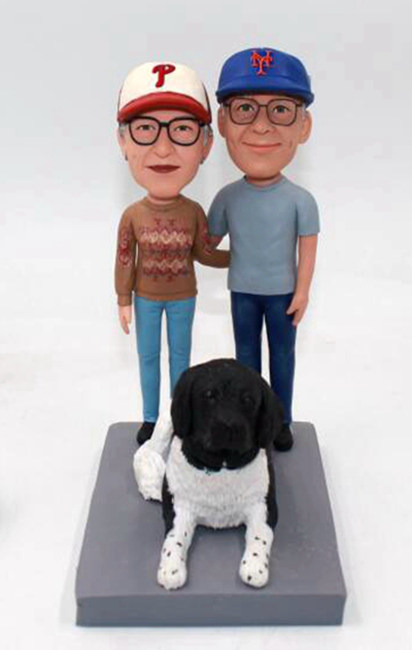 Custom couple bobbleheads with pet-Best gift - Click Image to Close