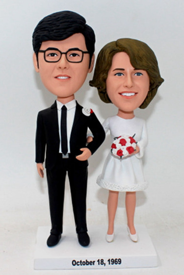 Custom wedding Bobbleheads made from old photos - Click Image to Close
