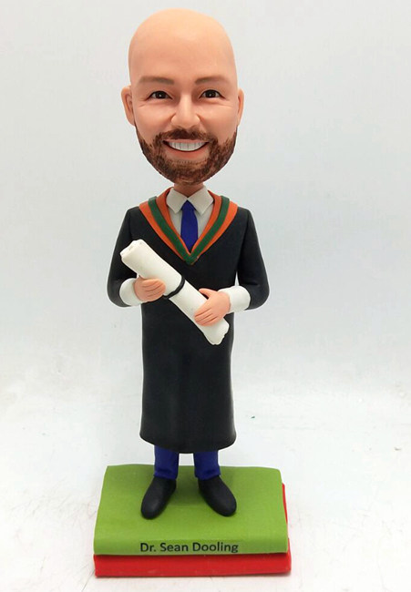 Graduation bobblehead Standing on books - Click Image to Close