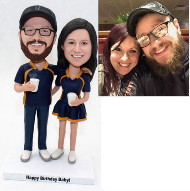 Custom bobbleheads-couple in Denver Bronco jerseys - Click Image to Close