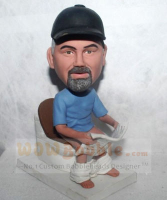 Man on toilet bobblehead - Click Image to Close